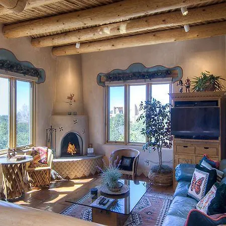 An Enchanting Casita Two-bedroom Holiday Santa Fe