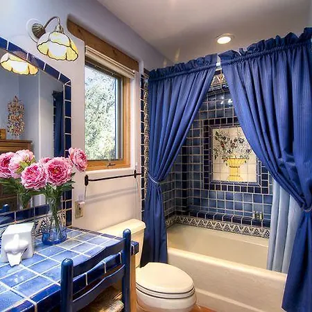 An Enchanting Casita Two-bedroom Holiday * Santa Fe